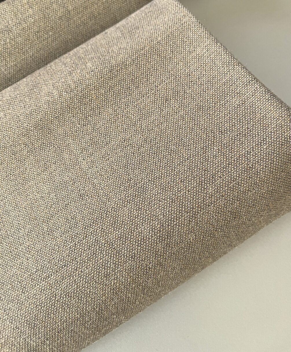 Kvadrat Remix 3 233 light brown-grey