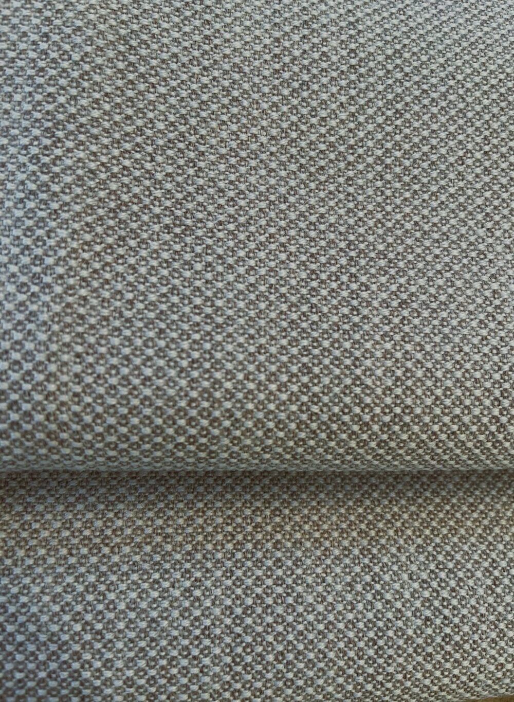 Kvadrat Fiord 2 251 light brown soft grey
