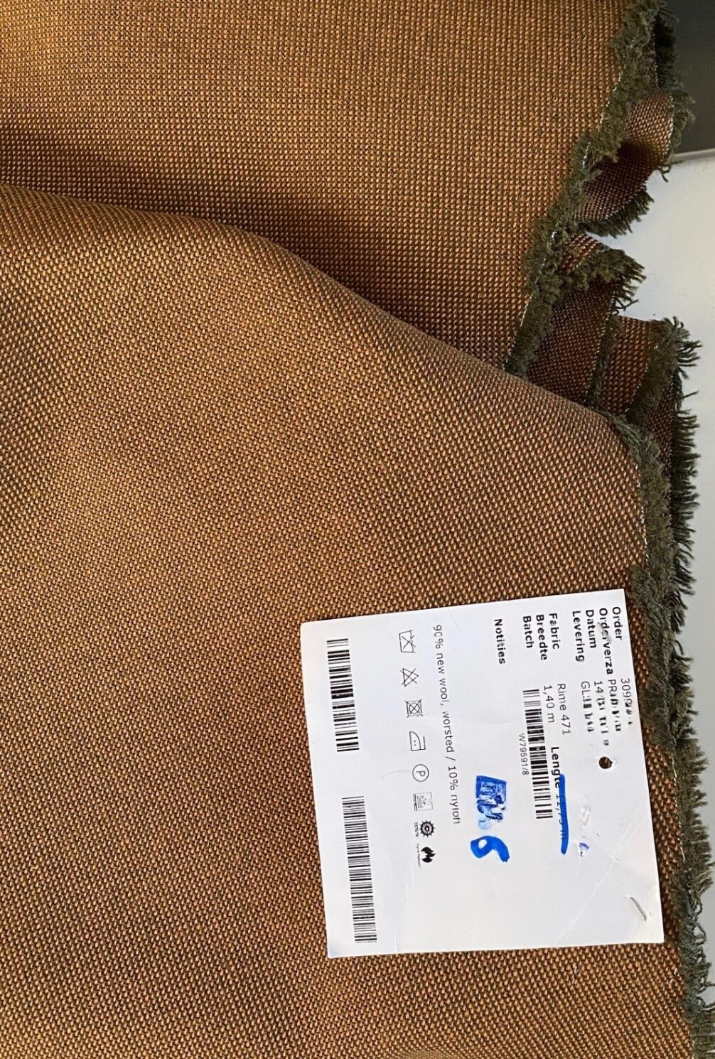 Kvadrat Rime 471 soft orange-green