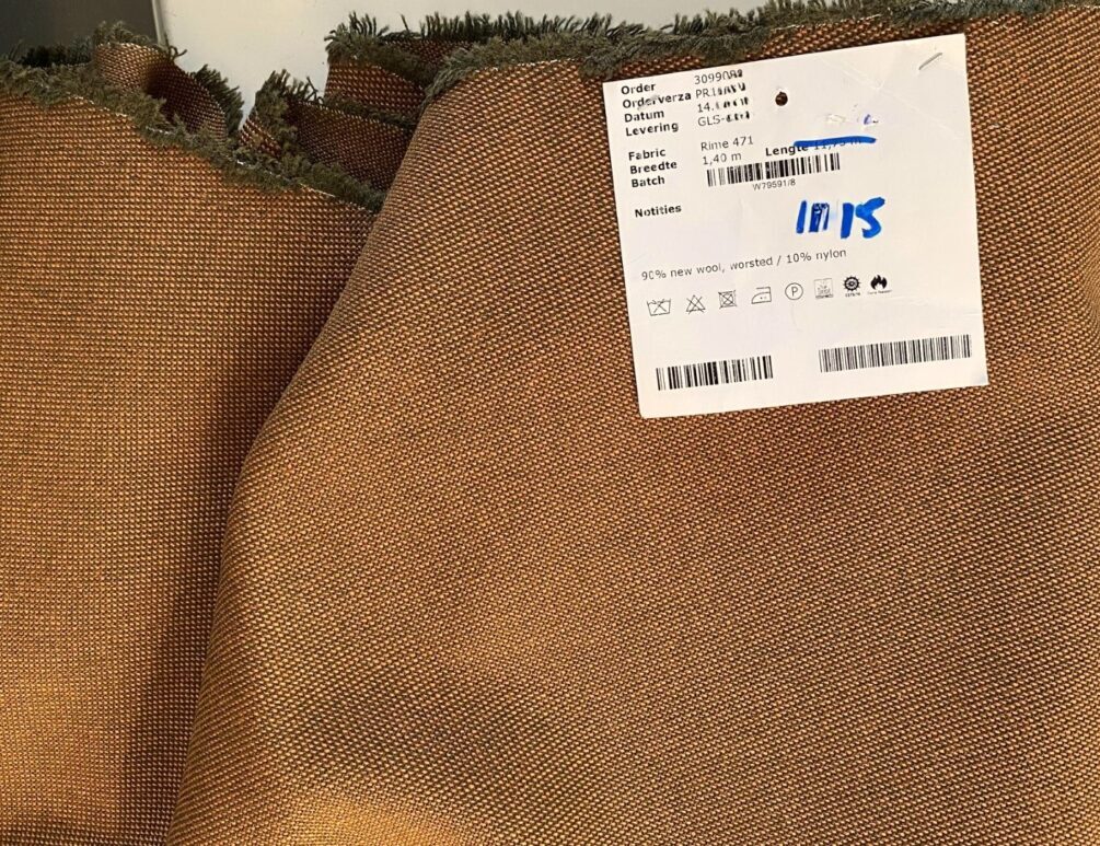 Kvadrat Rime 471 soft orange-green