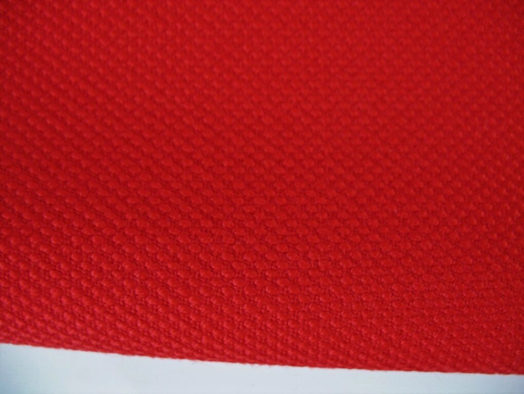 Kvadrat Steelcut 2 545 bright red