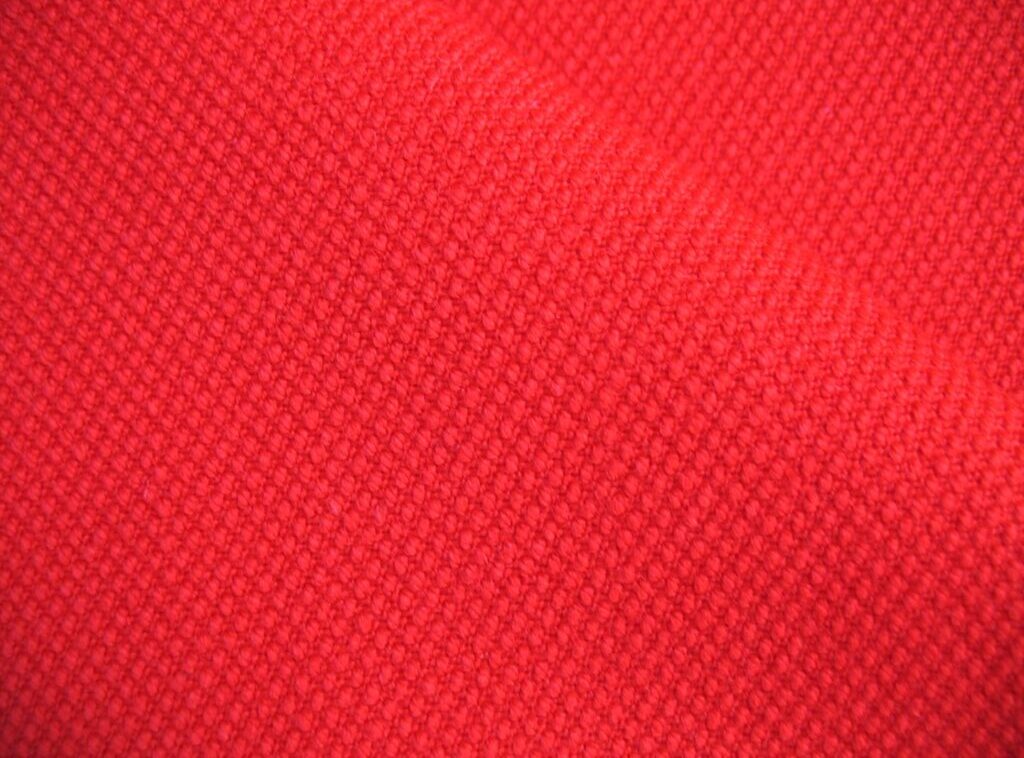 Kvadrat Steelcut 2 545 bright red