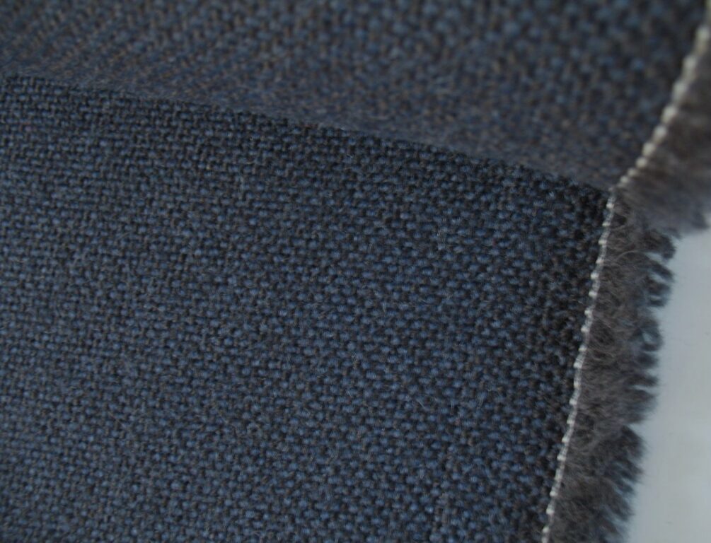 De Ploeg Ploegwool 49 dark blue black
