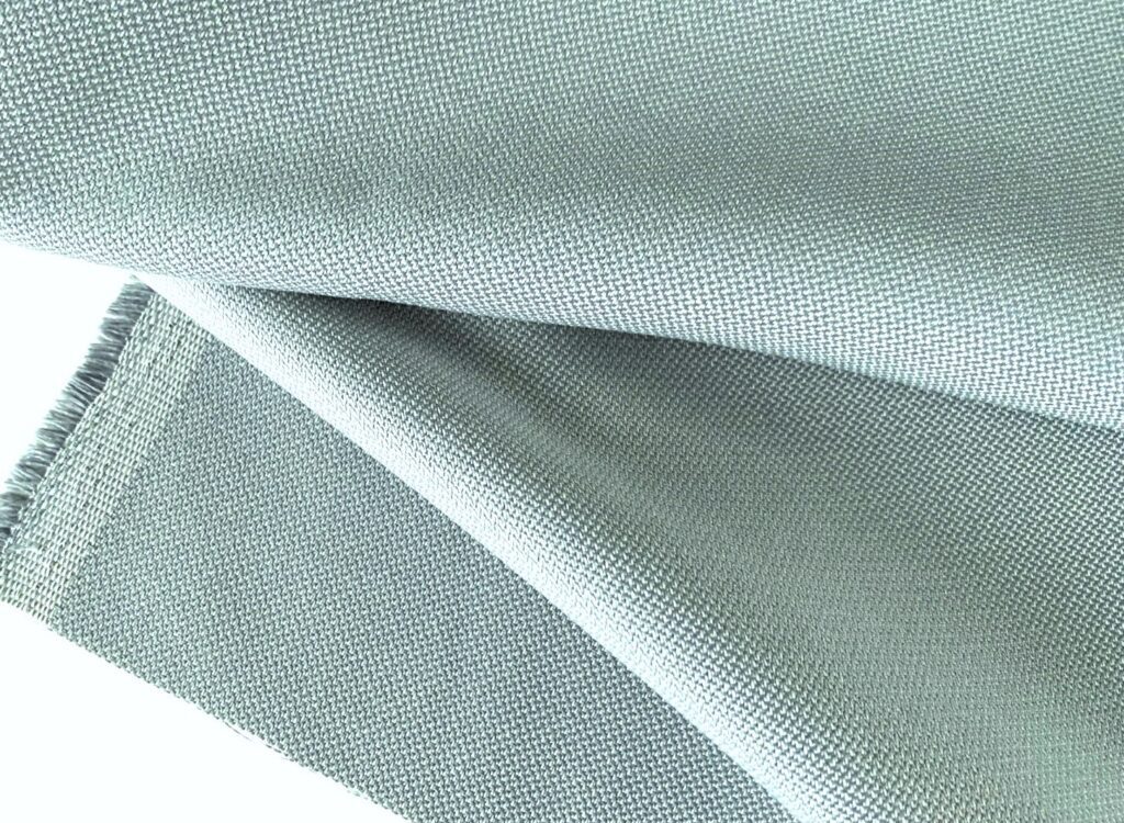 Kvadrat Revive 1 144 lavender blue white