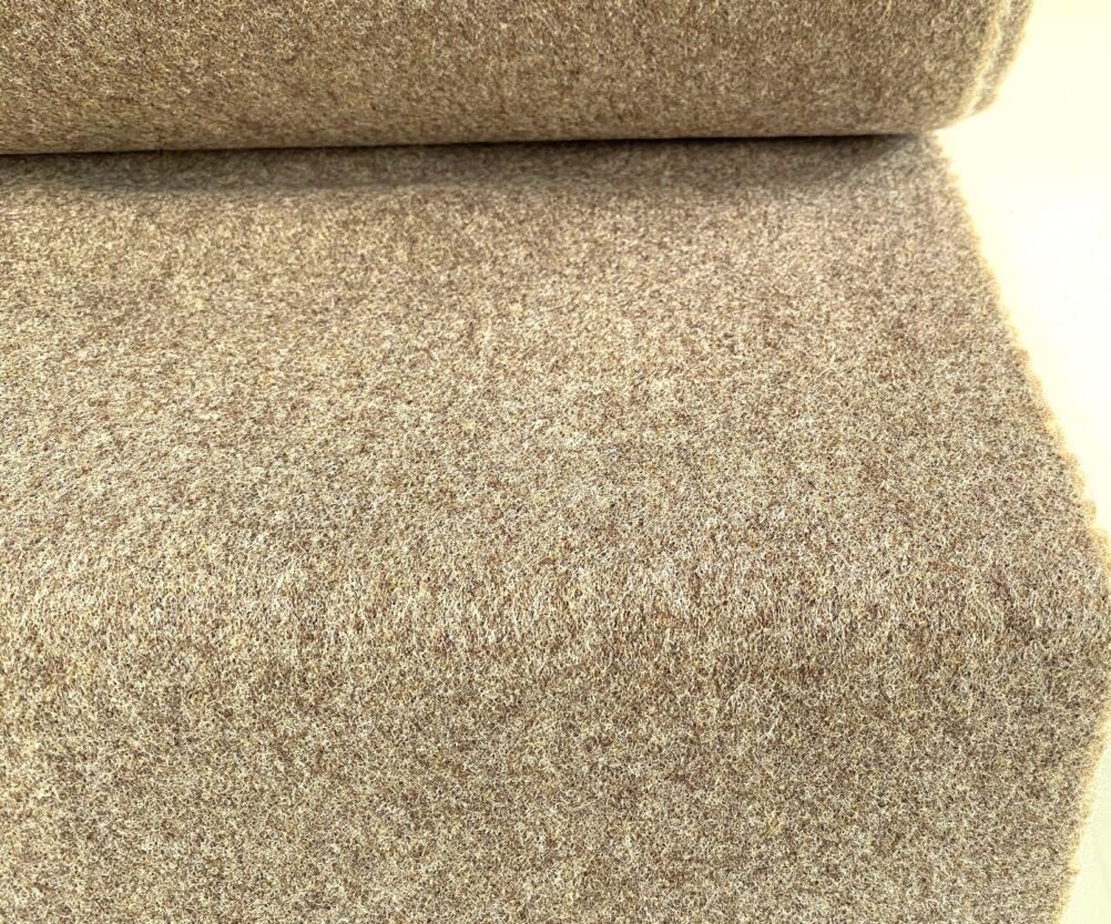 Camira Synergy LDS33 Tag light brown and beige mottled