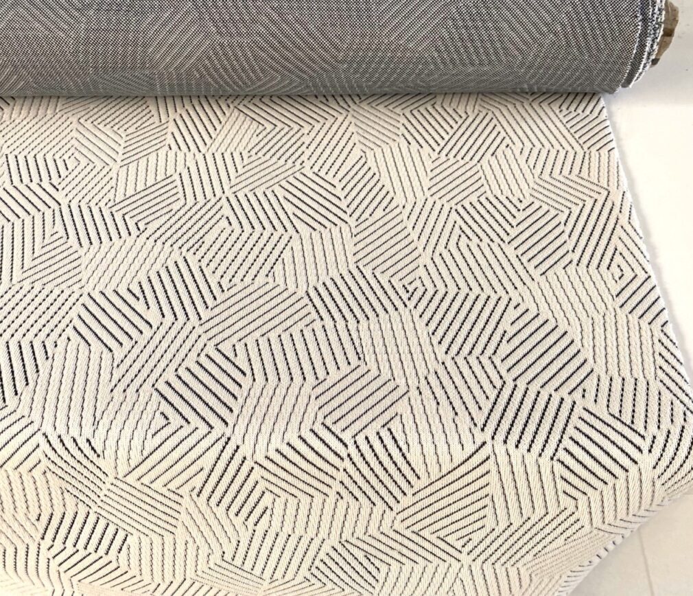 Kvadrat Febrik Razzle Dazzle 0116 cream black