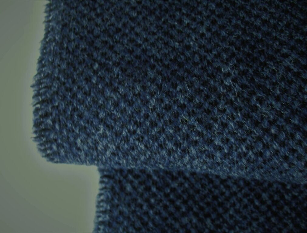 Kvadrat Skifer 2 740 purple-blue black