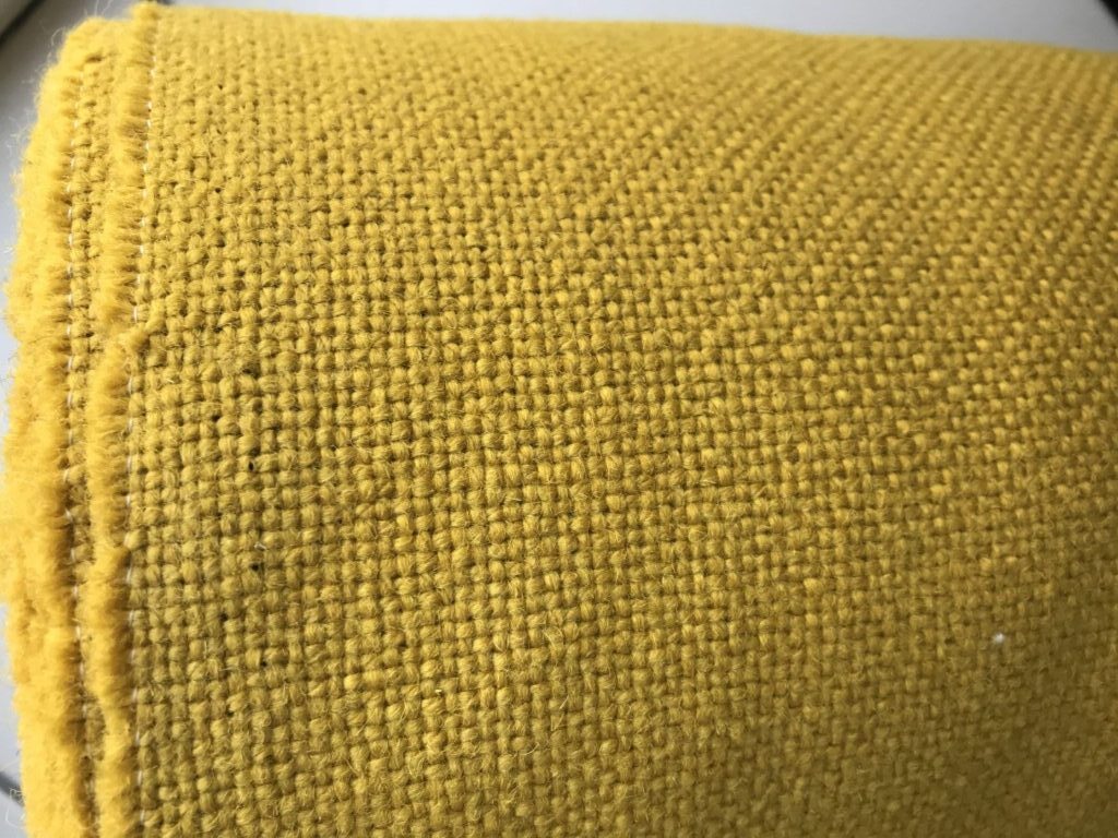 Kvadrat Hallingdal 65 457 ochre yellow