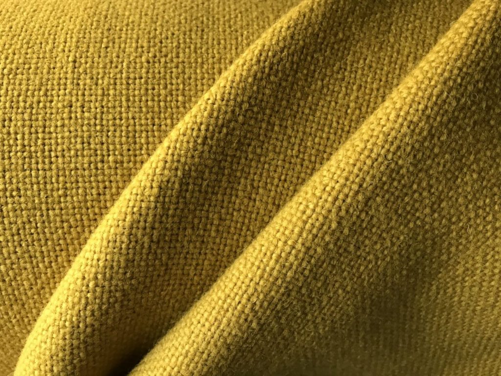Kvadrat Hallingdal 65 457 ochre yellow