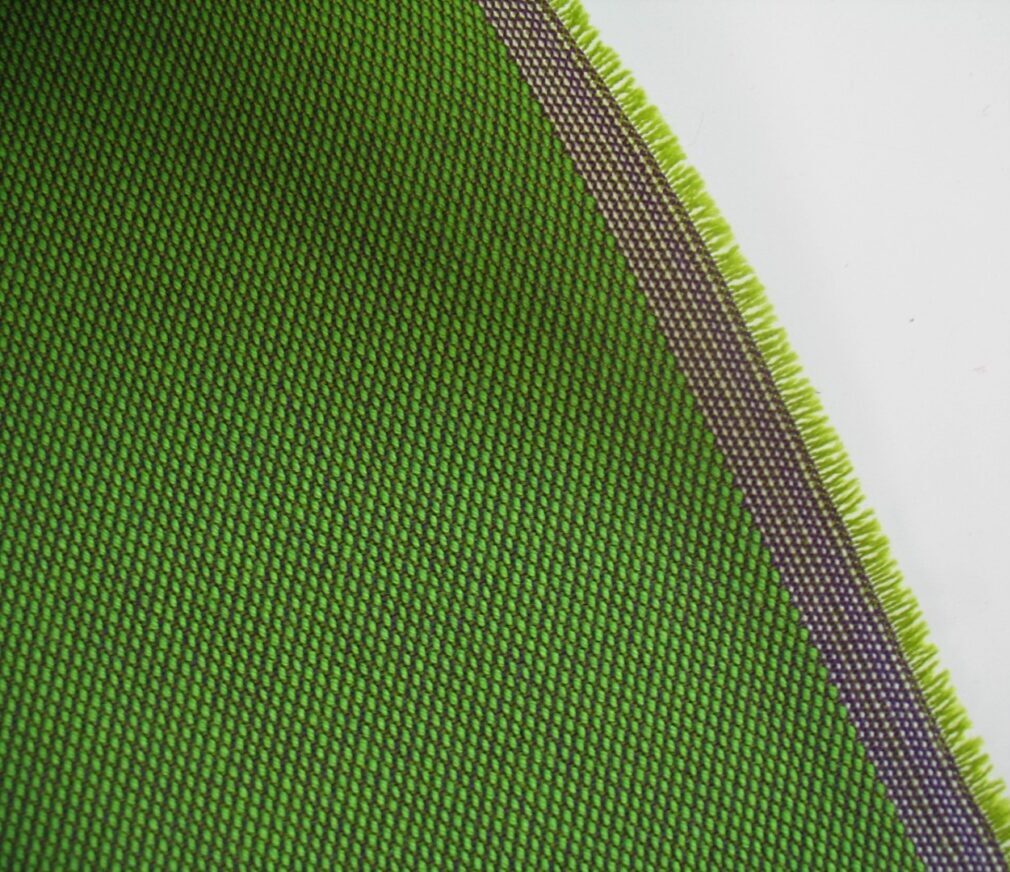 Kvadrat Steelcut Trio 3 953 green purple