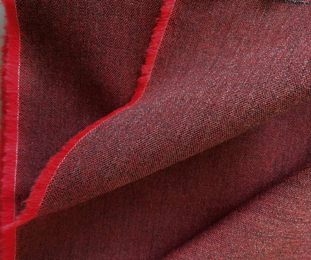 Kvadrat Remix 3 662 red anthracite grey