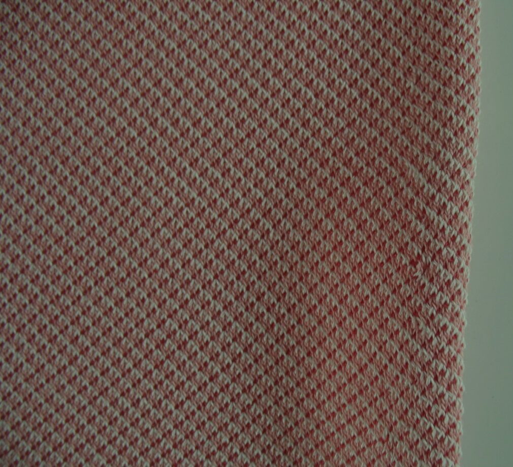 Kvadrat Febrik Shade Tabby Tiger pink, red, cream
