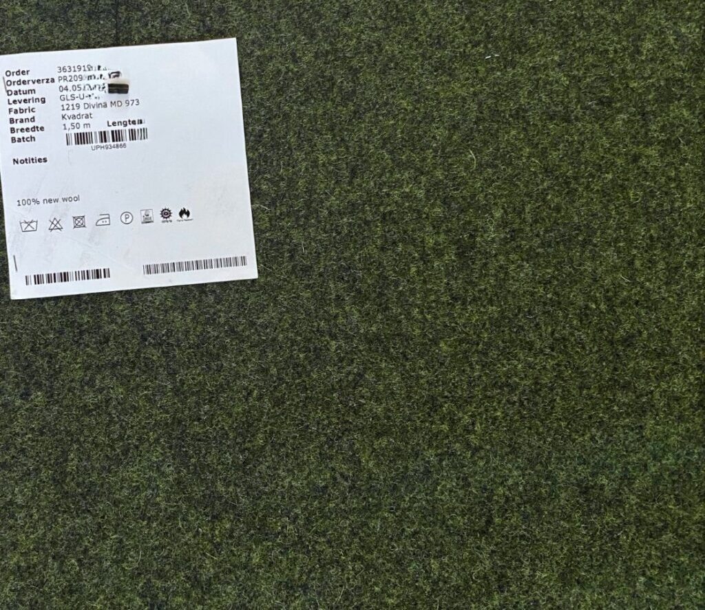 Kvadrat Divina MD 973 green and blue mottled