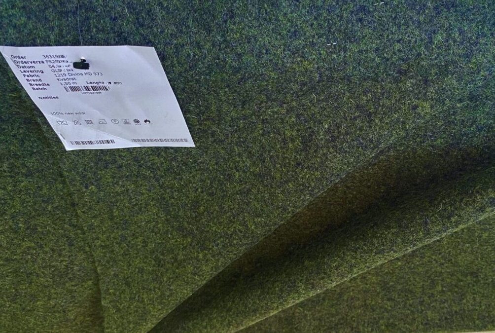 Kvadrat Divina MD 973 green and blue mottled
