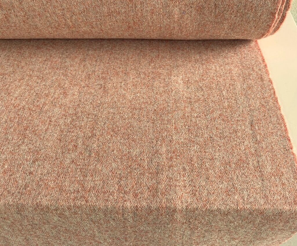 Camira Synergy LDS74 Affinity soft pink and grey melange