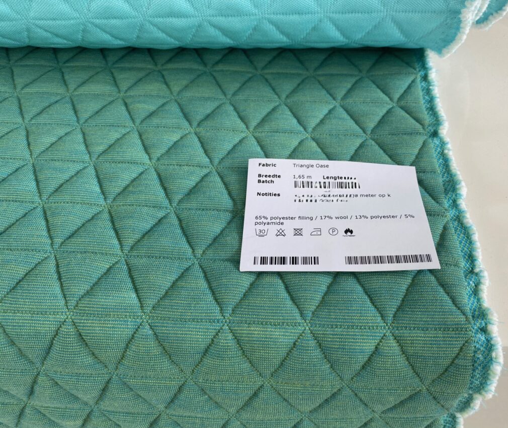Kvadrat Febrik Triangle 0932 Oasis turquoise yellow