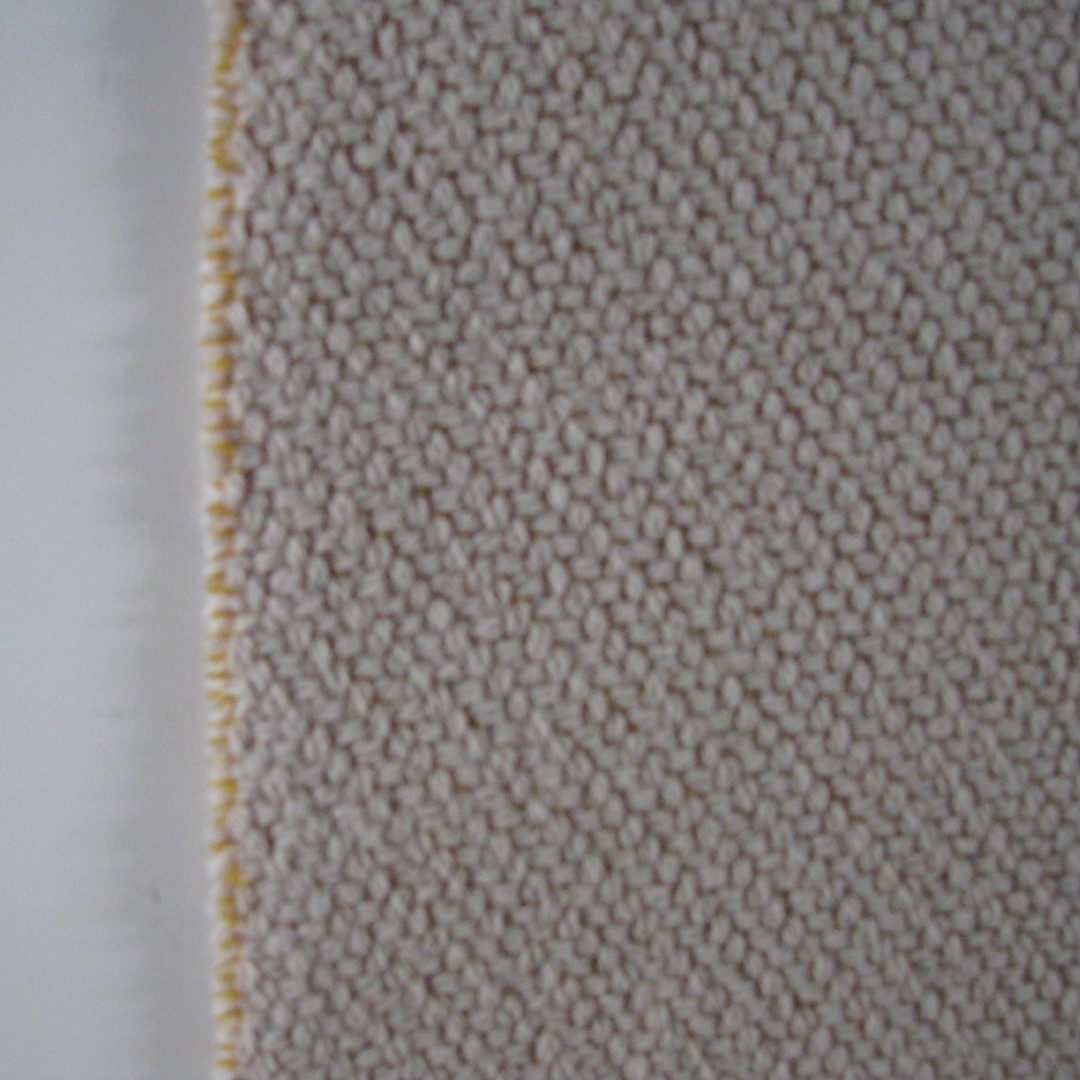 Kvadrat Coda 2 422 beige yellow
