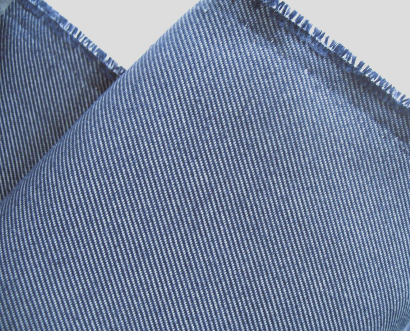 Kvadrat Relate blue beige