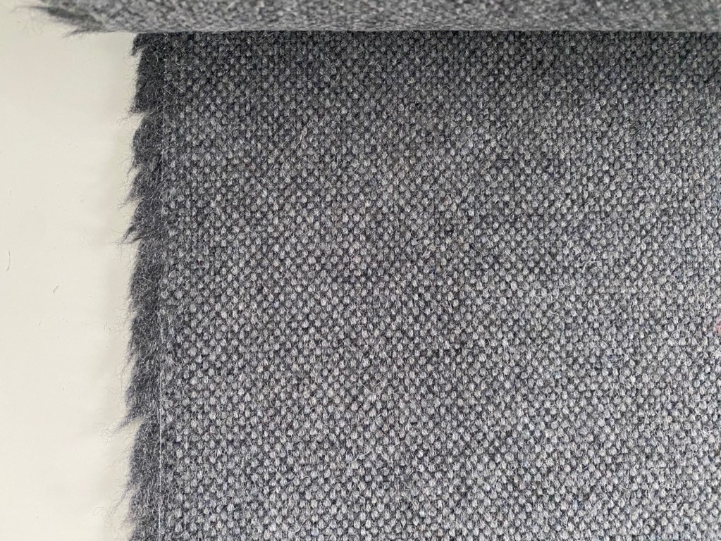 Bute Tweed 1401 Lava Stone grey