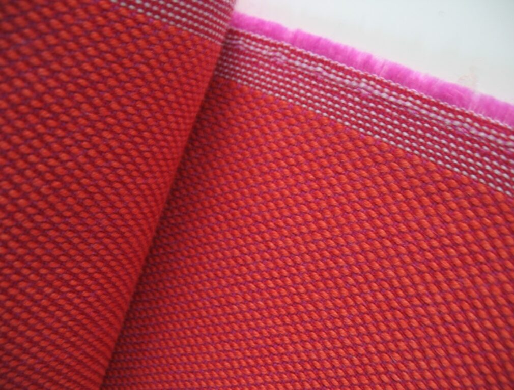 Kvadrat Steelcut Trio 3 553 orange-pink