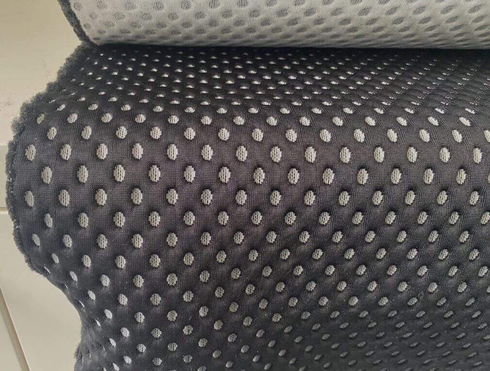 Kvadrat Febrik black and white