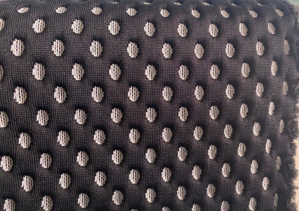 Kvadrat Febrik black and white
