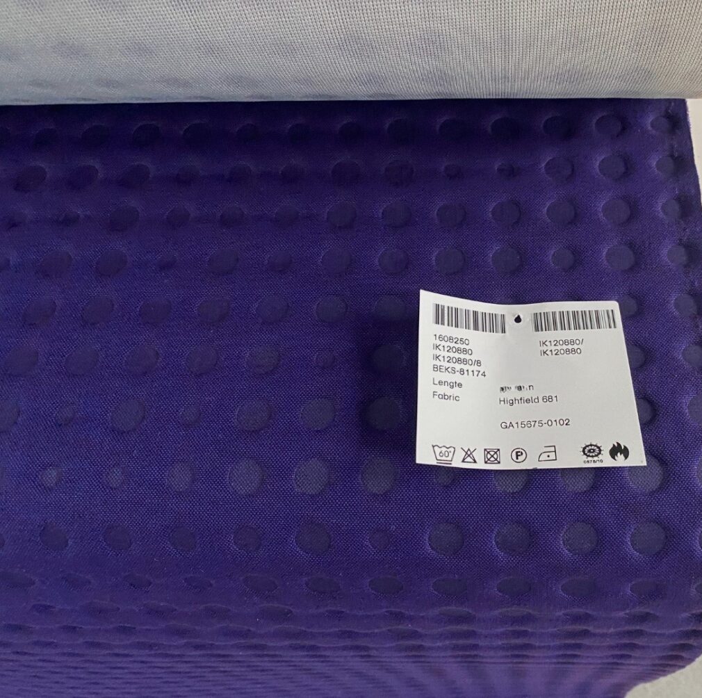 Kvadrat Highfield 681 purple