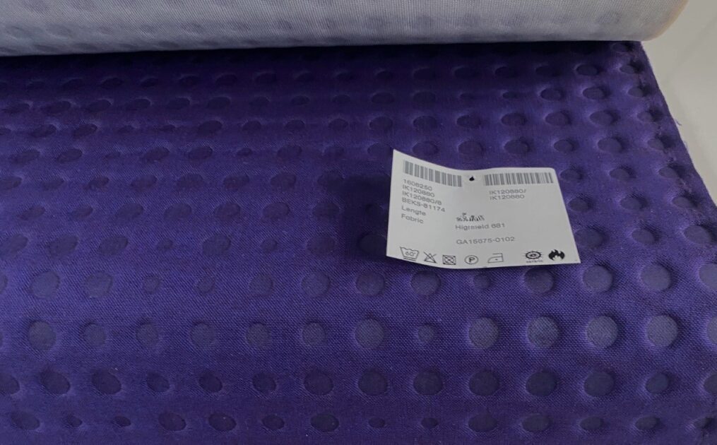Kvadrat Highfield 681 purple