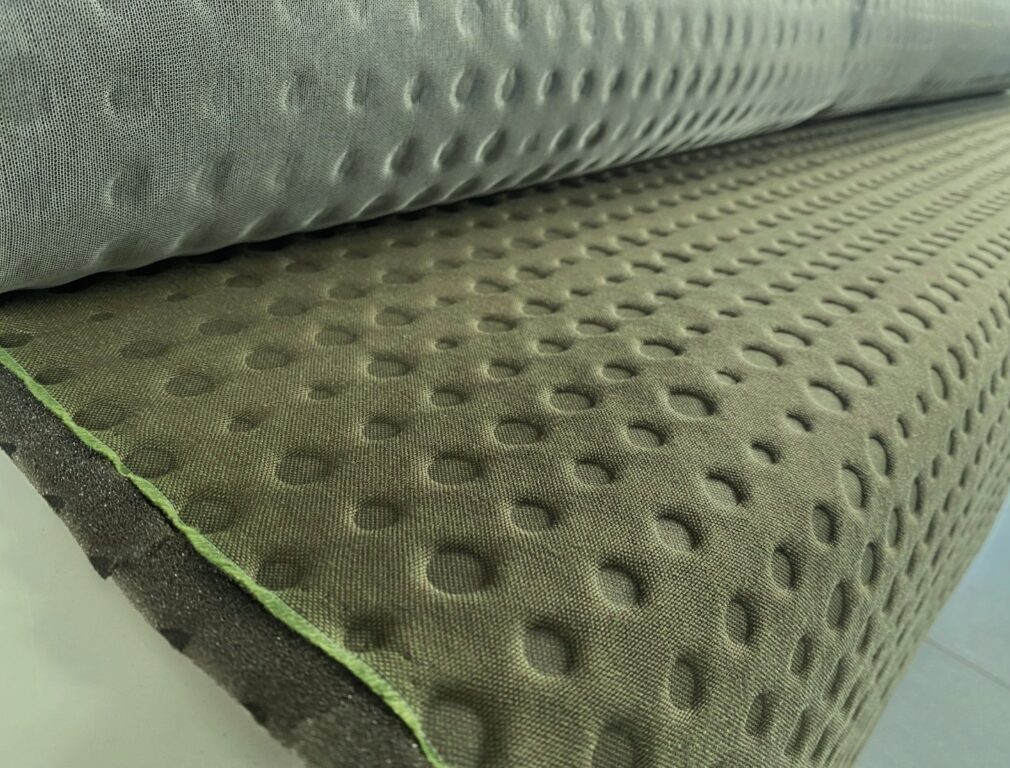 Kvadrat Highfield 2 864 olive green