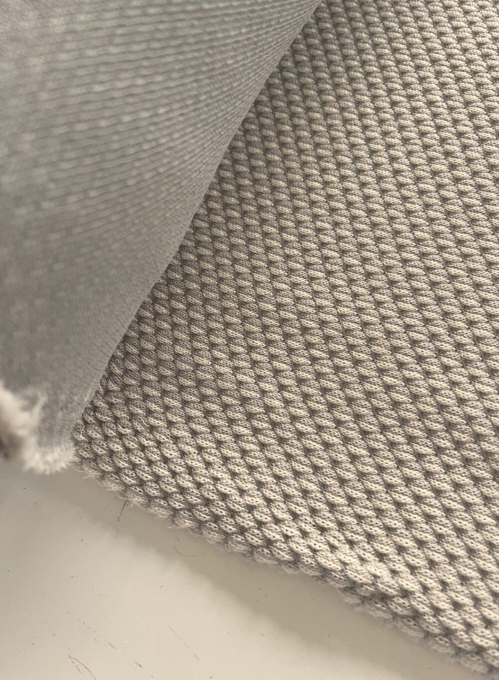 Kvadrat Febrik Drop Meringue 0101 cream taupe grey