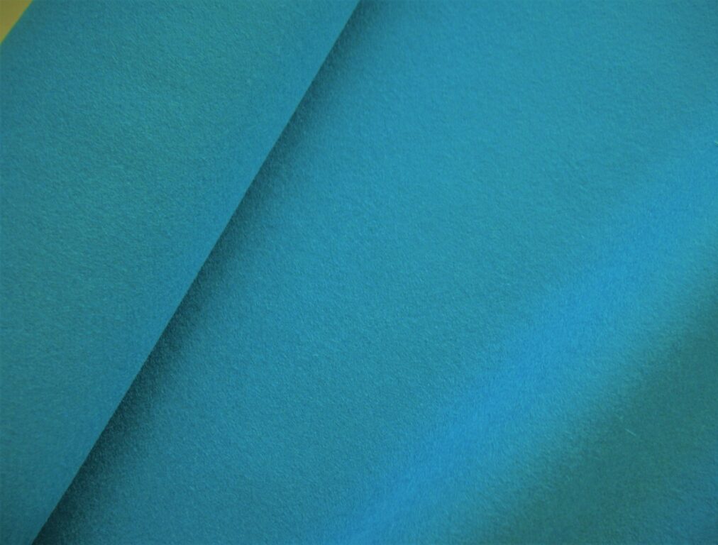 Kvadrat Divina 3 826 turquoise blue wool felt