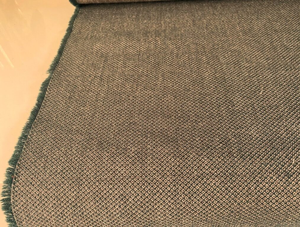 Kvadrat Fiord 2 971 dark green light brown