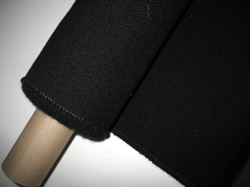 Kvadrat Hallingdal 65 190 black