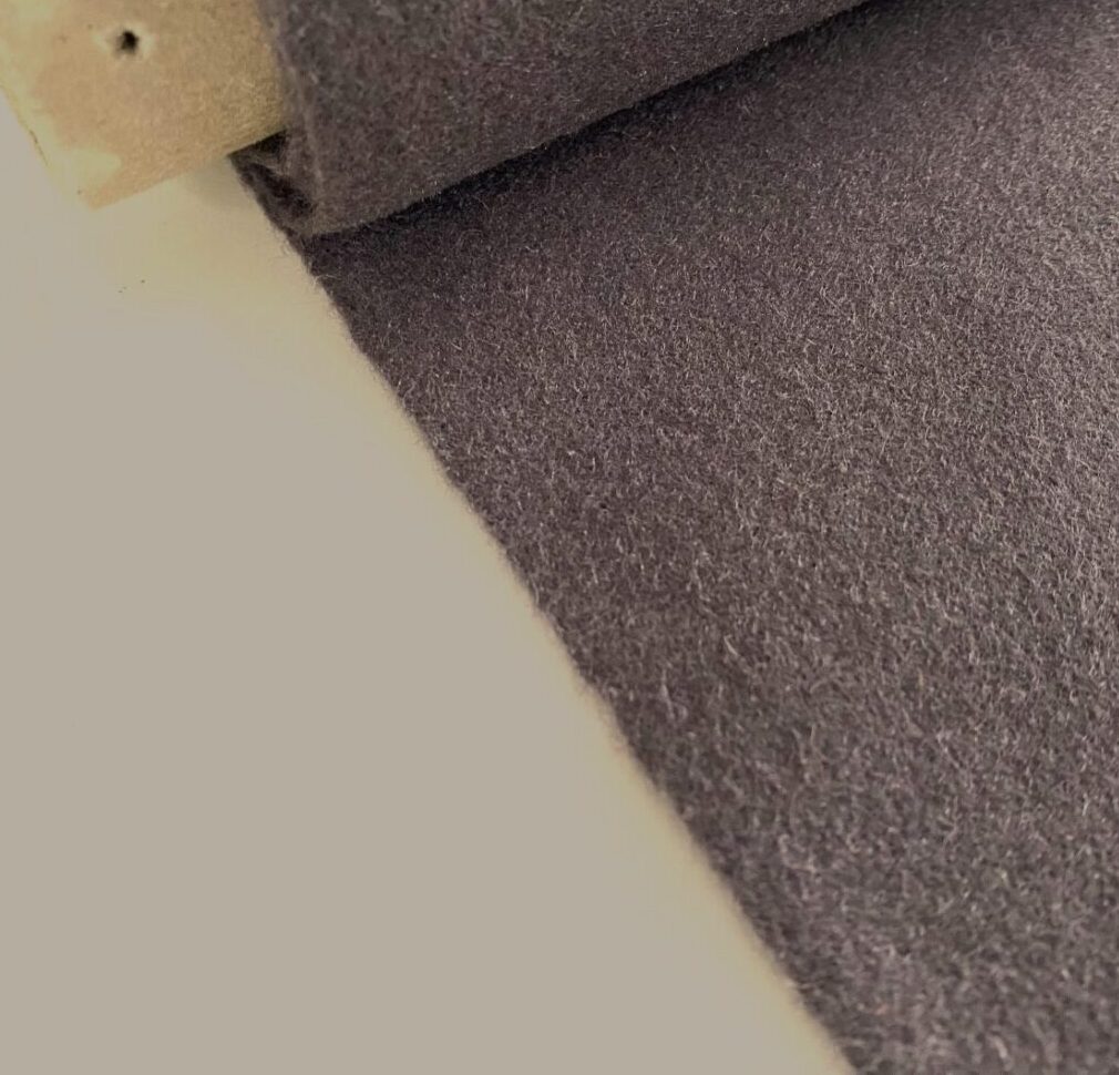 Kvadrat Divina 3 691 lilac-purple lilac-brown