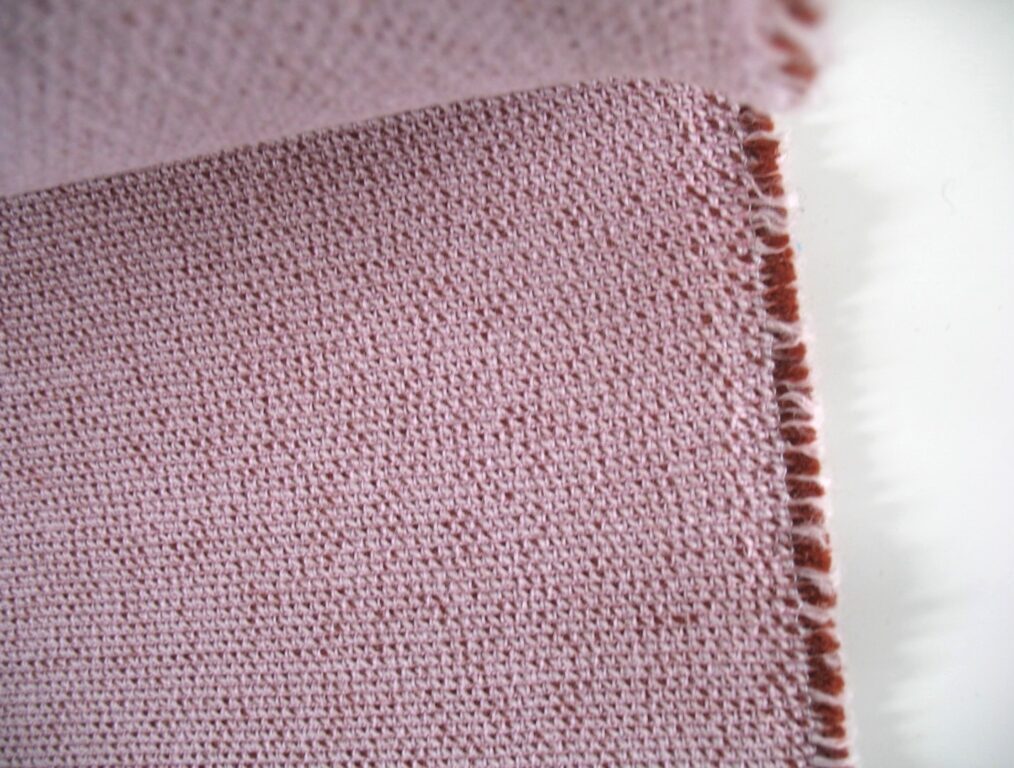 Kvadrat Perla pink reddish-brown