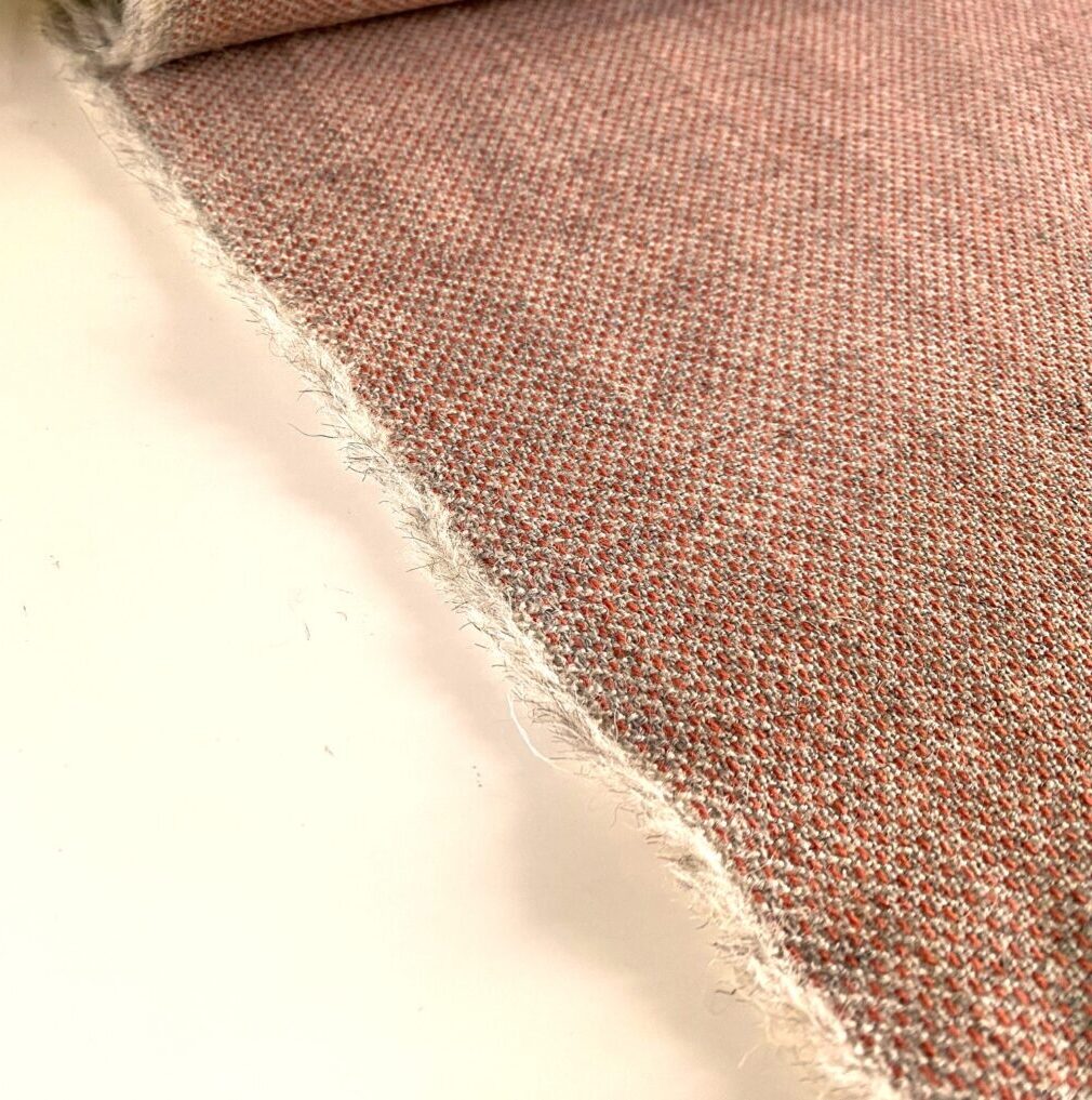 Kvadrat Clara 2 544 orange grey