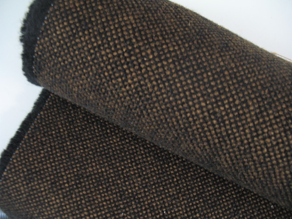 Kvadrat Hallingdal 65 370 camel black