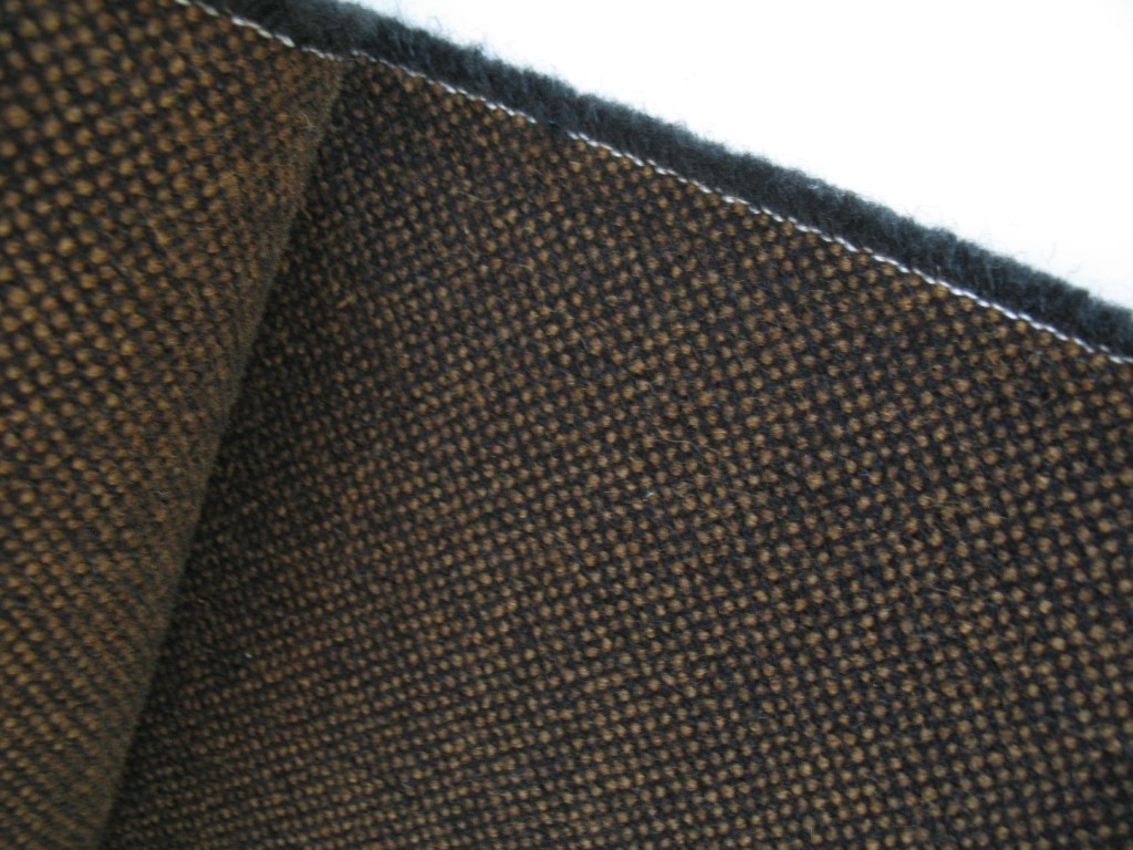 Kvadrat Hallingdal 65 370 camel black