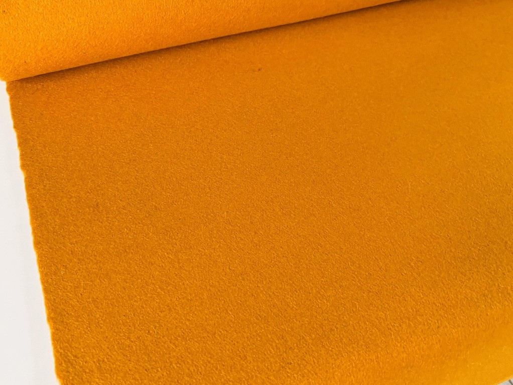 Kvadrat Divina 3 462 orange