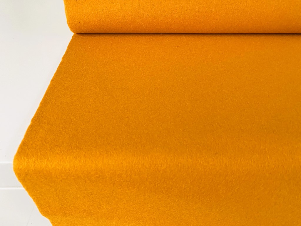 Kvadrat Divina 3 462 orange