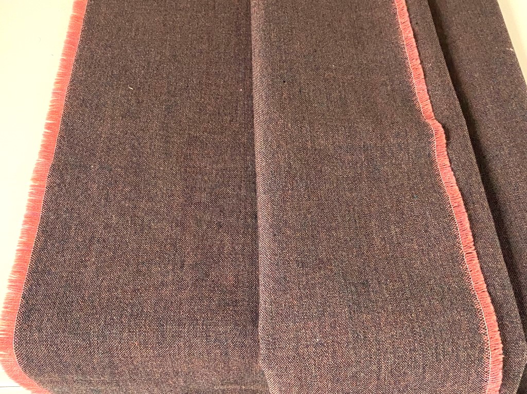 Kvadrat Remix 3 672 pink dark green blue