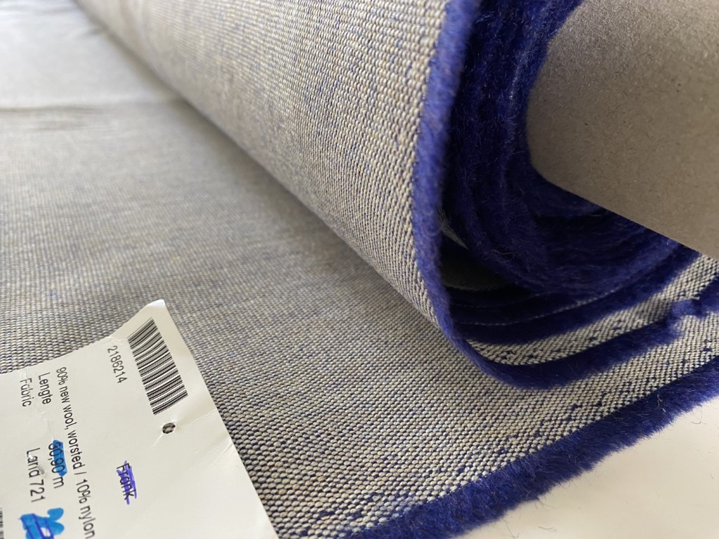 Kvadrat Land 721 blue cream