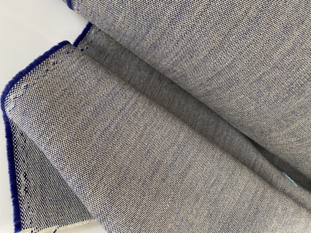 Kvadrat Land 721 blue cream