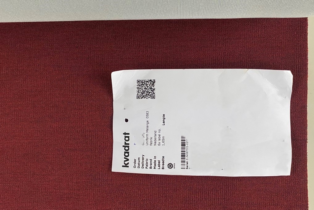 Kvadrat Febrik Uniform Melange 0583 rose red black