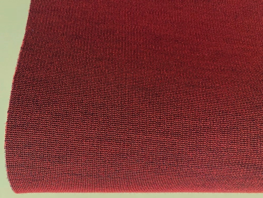 Kvadrat Febrik Uniform Melange 0583 rose red black