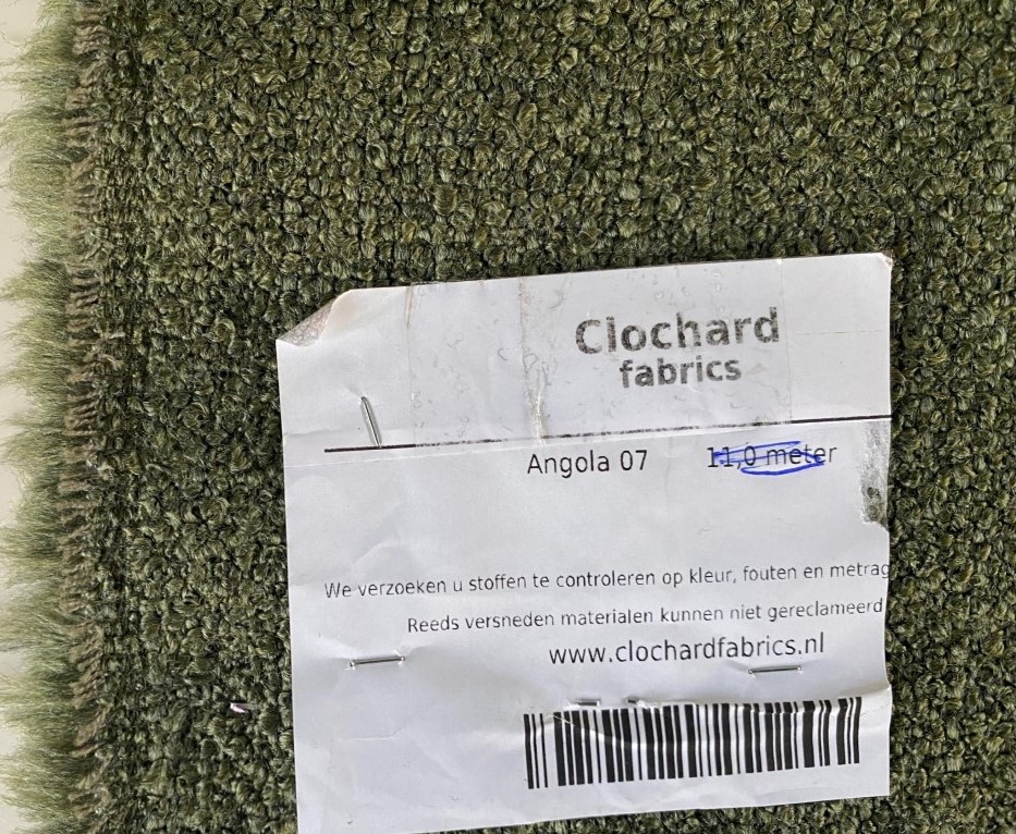 Clochard Fabrics Angola 07 green bouclé