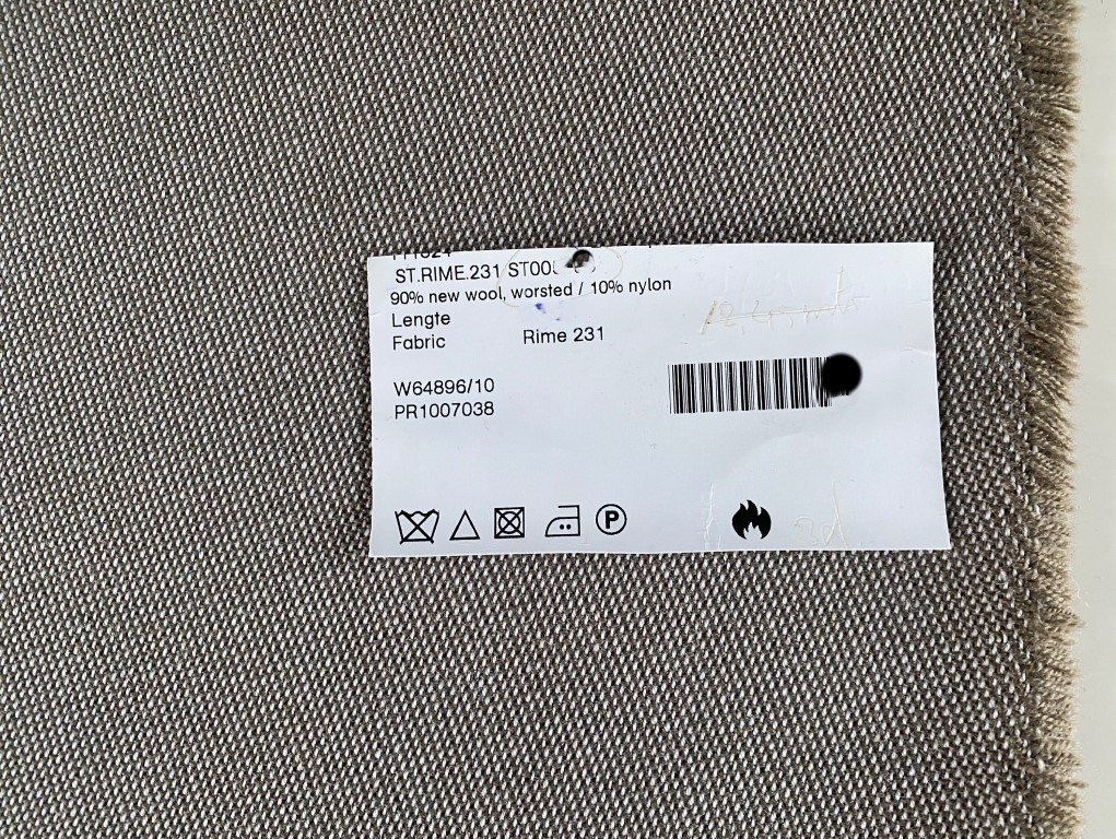Kvadrat Rime 231 light brown light grey