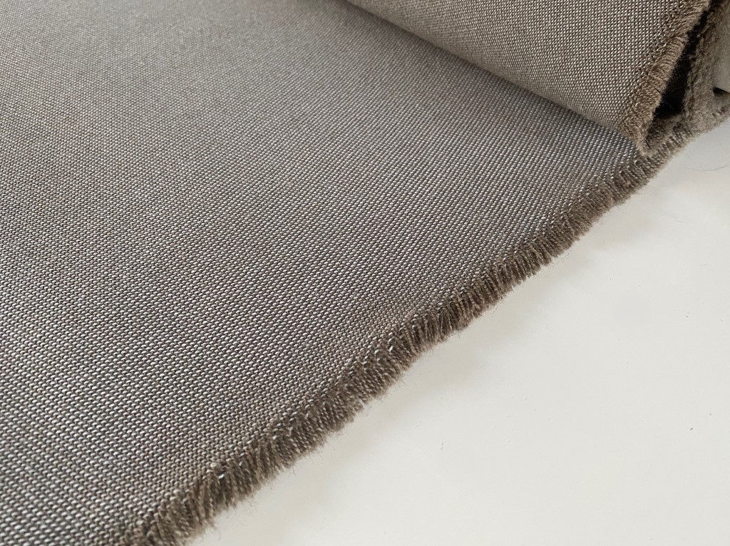 Kvadrat Rime 231 light brown light grey