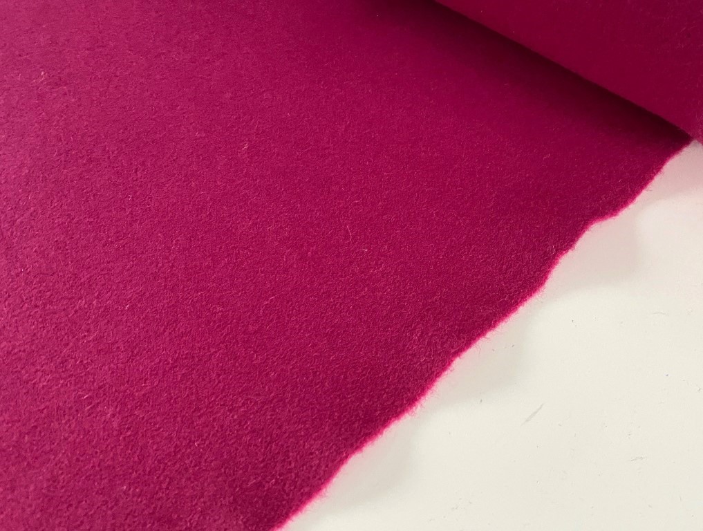 Kvadrat Divina 642 fuchsia pink wool felt