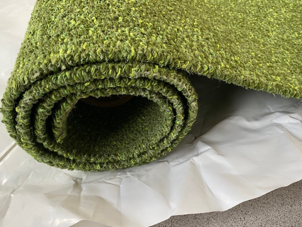 Kasthall Esther 600 shades of green bouclé rug
